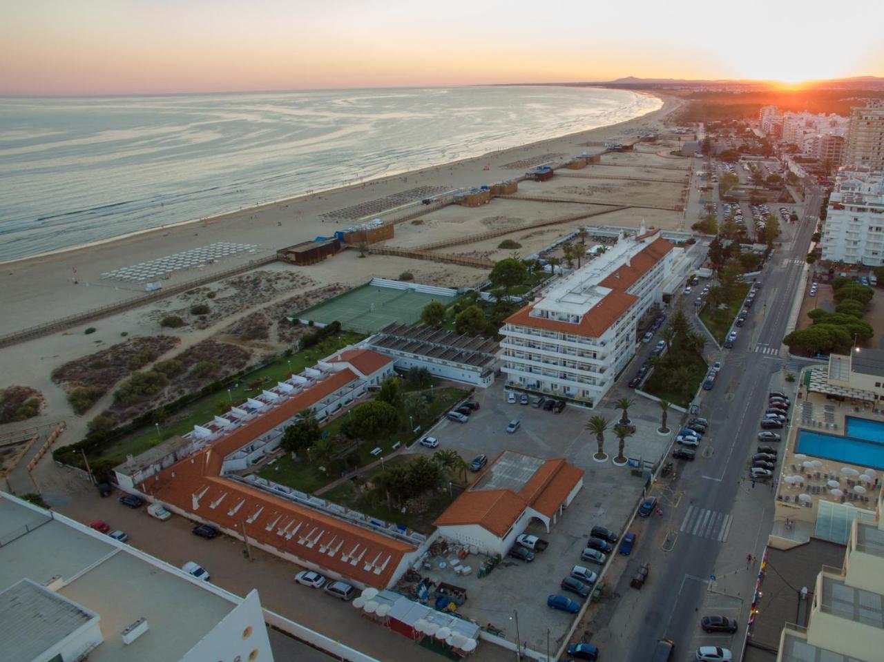 Hotel Vasco Da Gama Монте Гордо Екстериор снимка